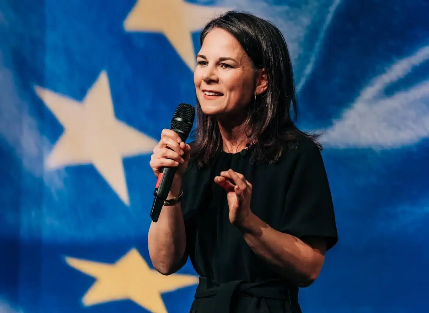 Wie viele Sprachen spricht Annalena Baerbock