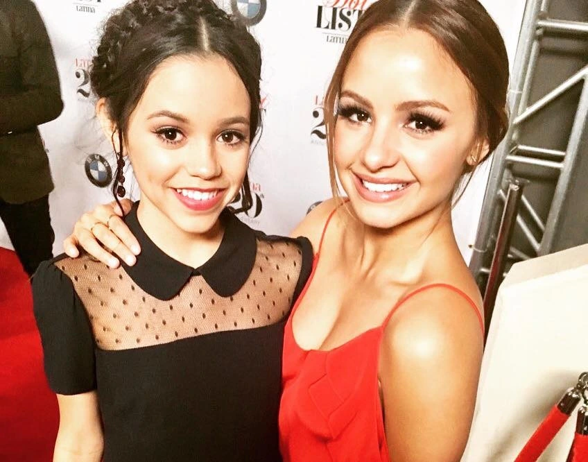 Ist Jenna Ortega lesbisch